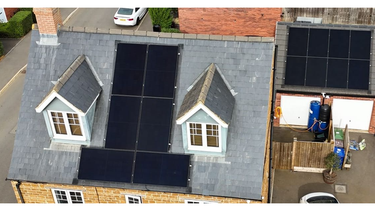 6.8kw AIKO Solar panels | EcoFlow 6kw hybrid | 10kWh batteries | OX16 1AR